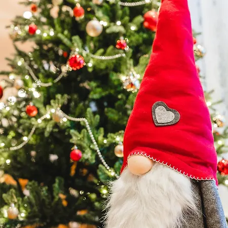 Villa Kaarina1, Luxury Near Santa Claus Rovaniemi