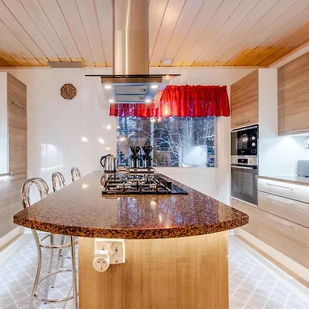 Kaarina1, Luxury Near Santa Claus Rovaniemi