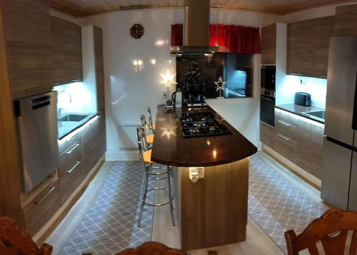 Kaarina1, Luxury Near Santa Claus *